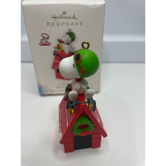 2010 Peanuts Gang “A Pair of Aces” Snoopy & Woodstock Hallmark Ornament - Picture 4 of 9